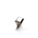 Anillo de plata cuadrado simulando una talla baguette