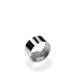 Anillo de plata con forma excentrica y fondo blanco