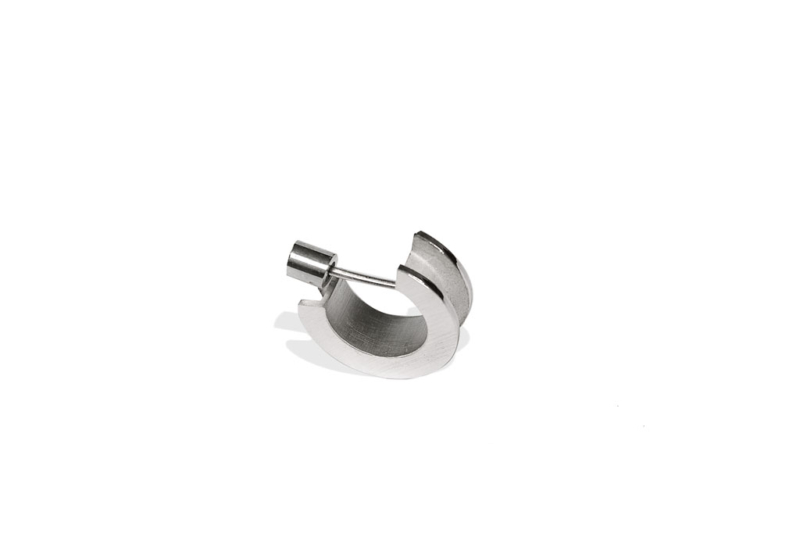 pendiente de plata para hombre